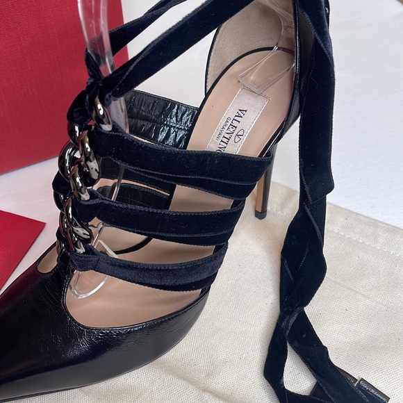 VALENTINO GARAVANI Velvet Rope Pointy-Toe Pump Black Size US 9/EU 40 - Picture 7 of 13
